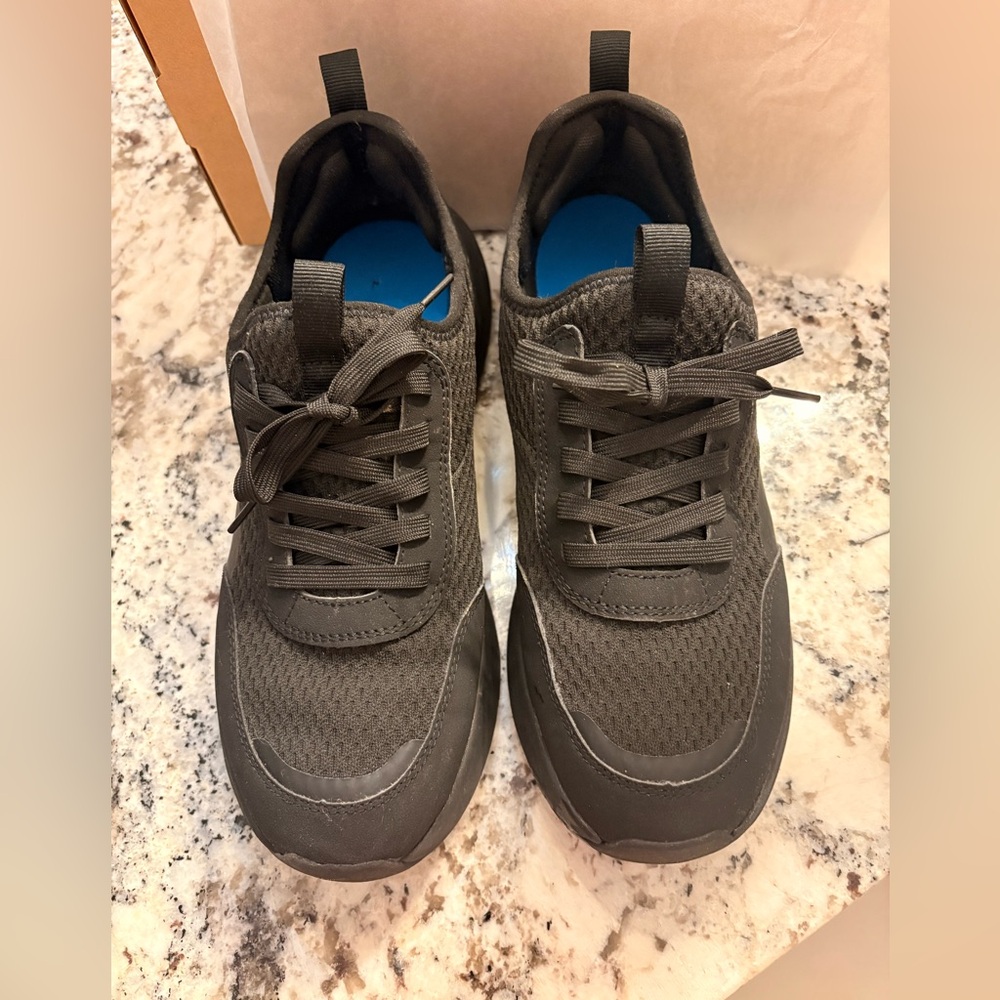 Vessi Men's Pacific Sneakers BNIB